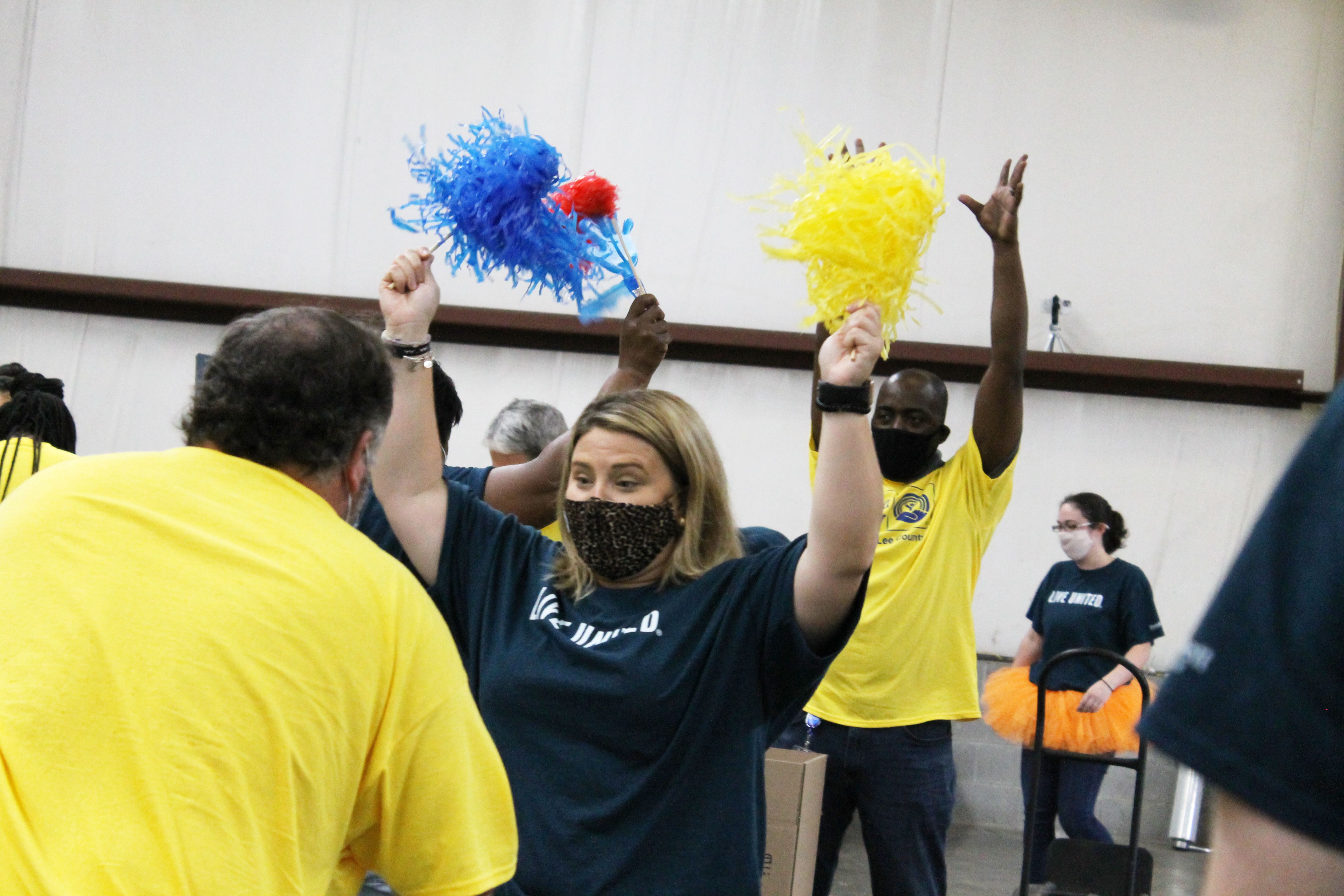 Volunteers Cheering